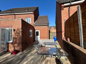 Photo 14- click for photo gallery